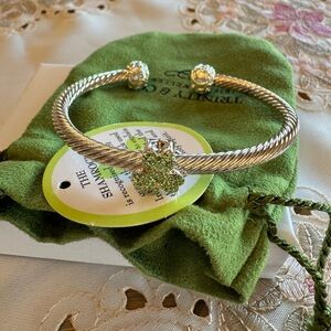 Trinity & Company Shamrock Bracelet